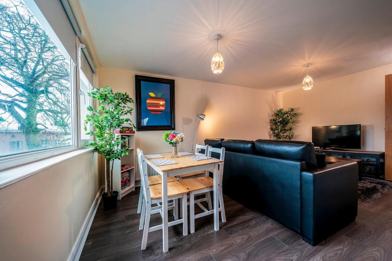 1 Bd Apt In Historical W Belfast Close To Centre Exterior photo